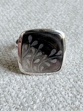 Selling only! Retired Silpada Fern Leaf Square Floral Inlay Sterling Silver Ring